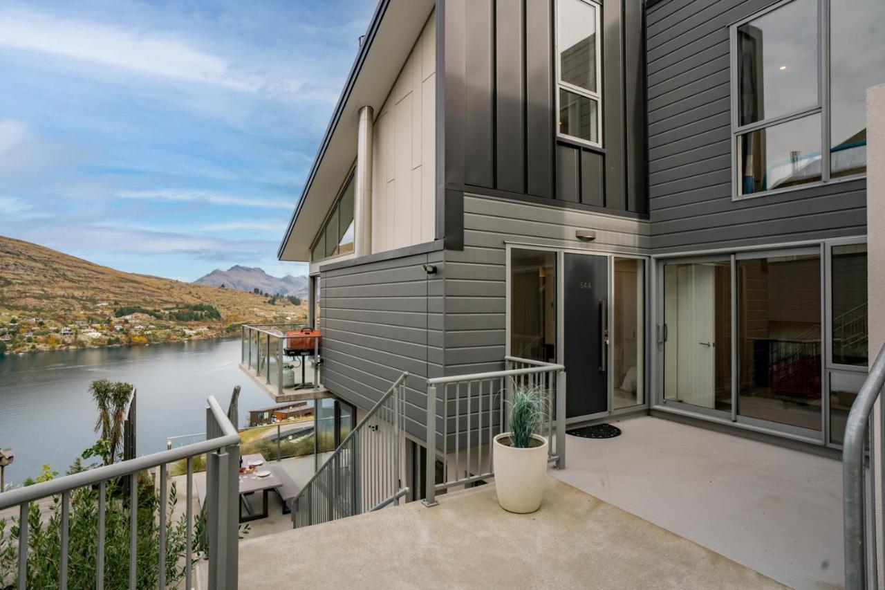 Lakeview Retreat - Queenstown Holiday Home Exterior photo